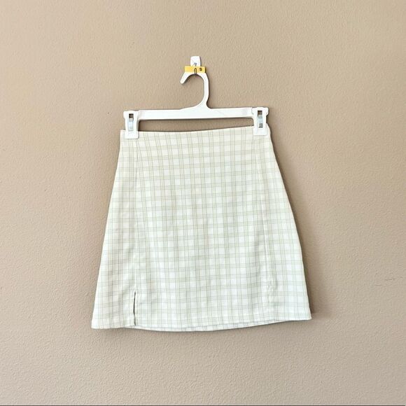 Brandy Melville Dresses & Skirts - Brandy Melville Checkered Mini Skirt